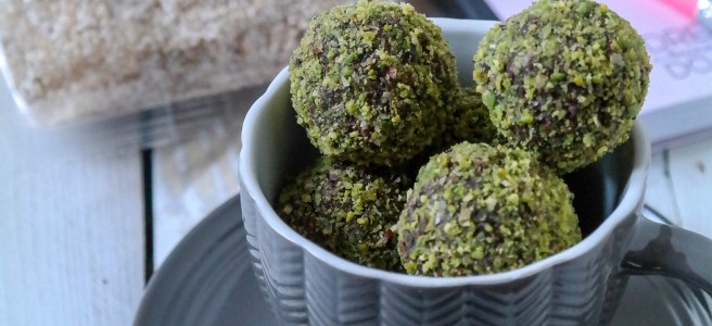 sugar free protein bites