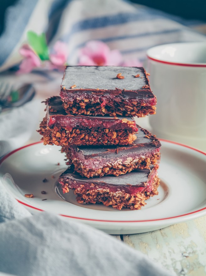barrette di avena con marmellata di lamponi senza zucchero