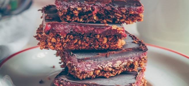 barrette di avena con marmellata di lamponi senza zucchero