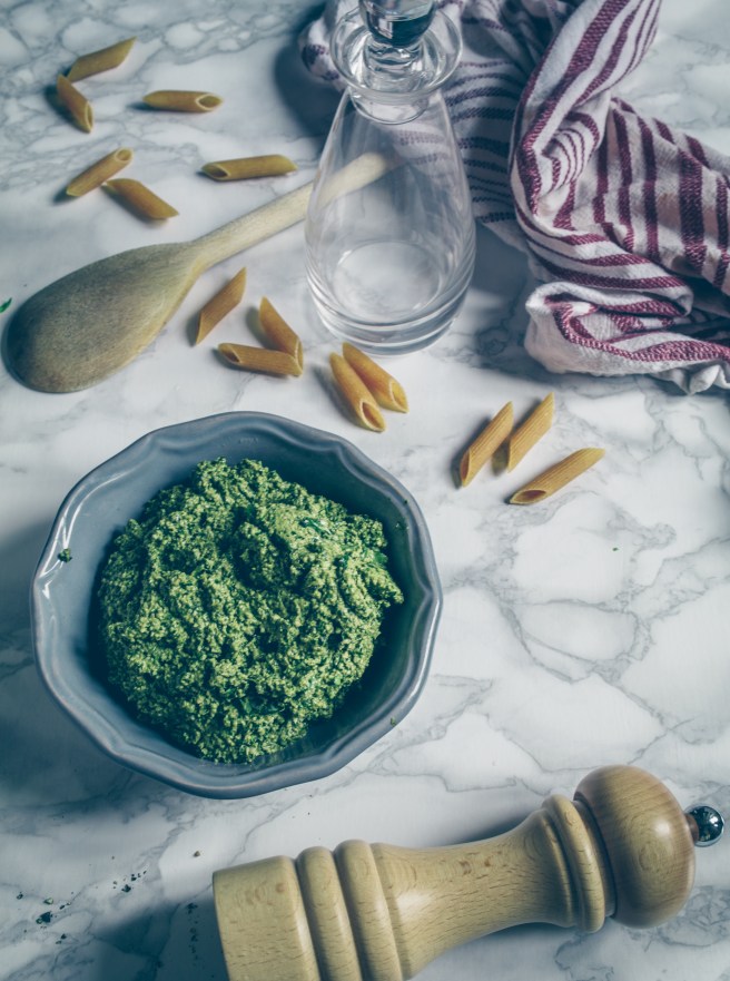 pesto di basilico e anacardi vegan