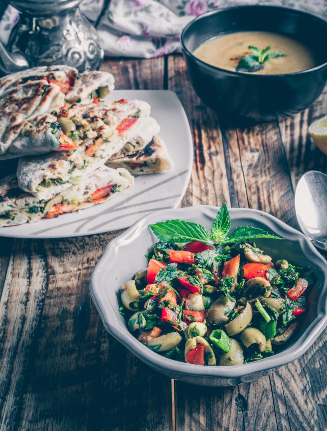olive and tomatoes salad
