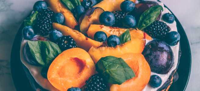 torta alla frutta vegana e senza zucchero