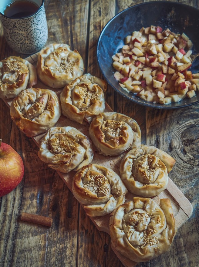 vegan apple and cinnamon